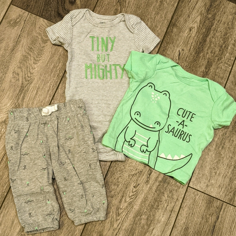 3/$20 Carter's Cute-a-saurus Character Set